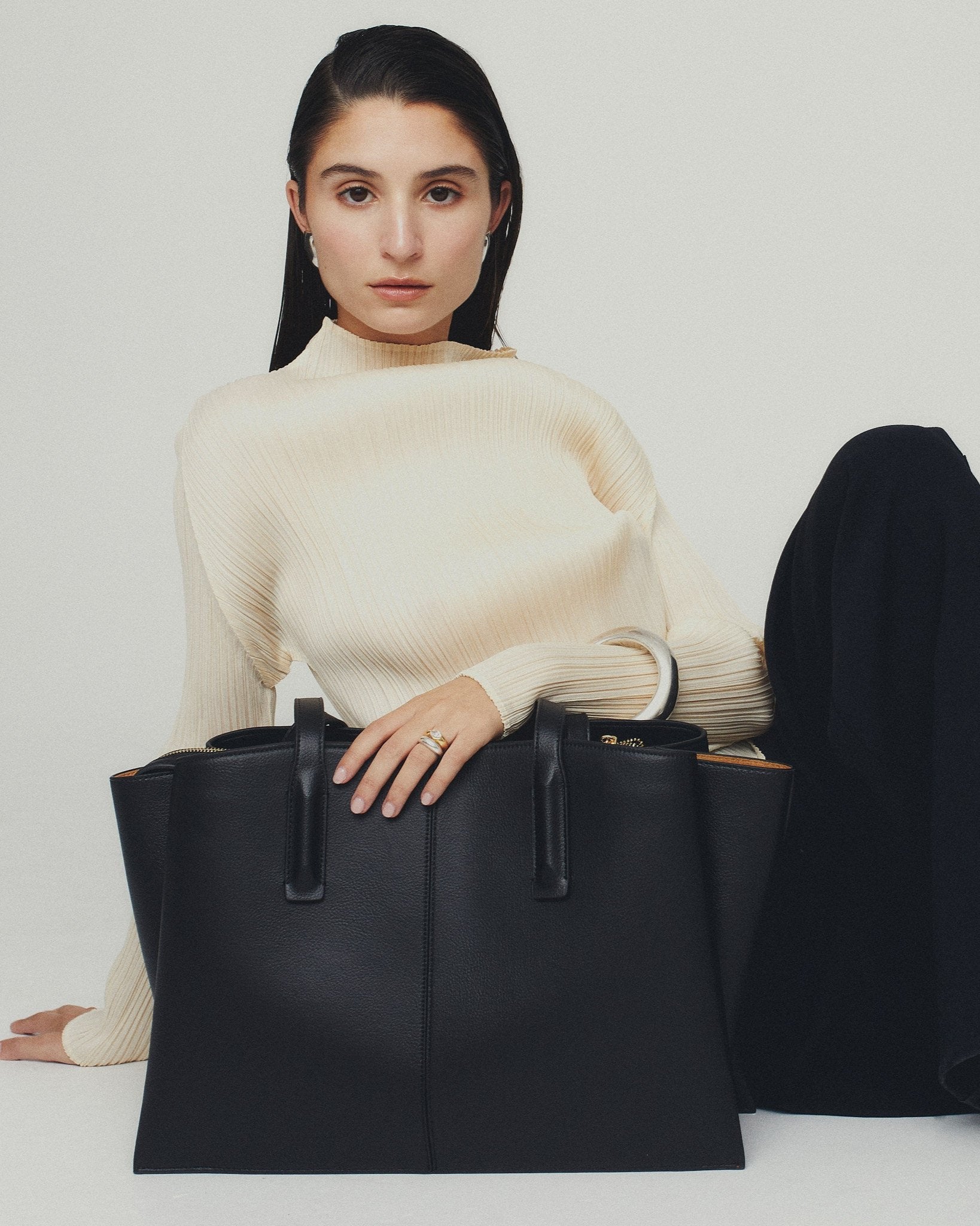 Tyylikäs ja käytännöllinen tote-laukku