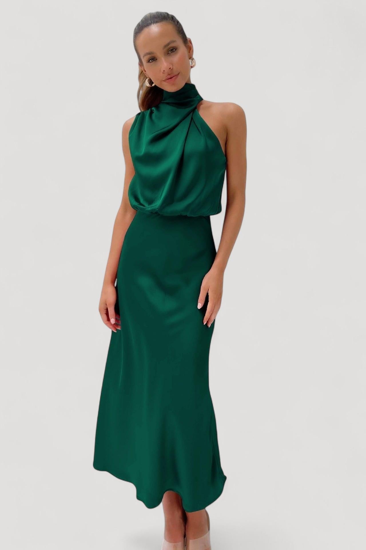 Satiininen halterneck mekko