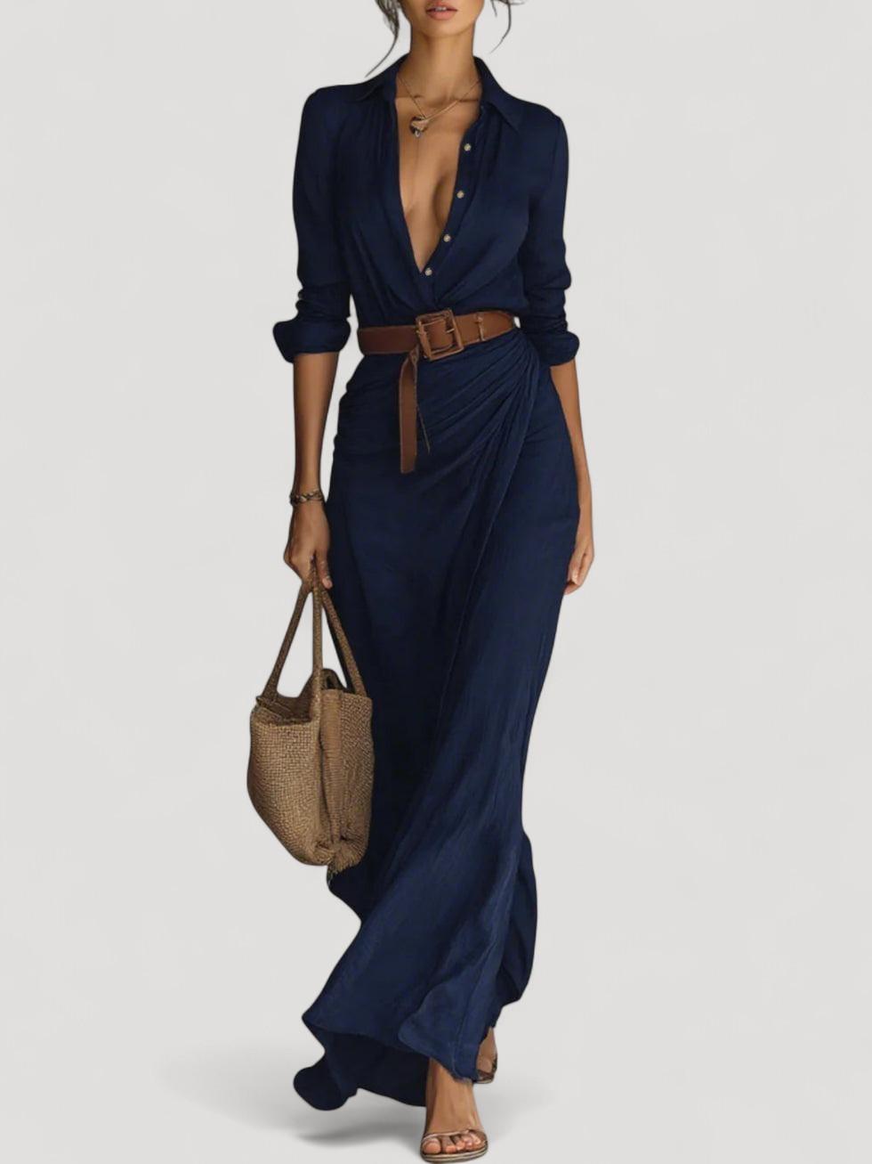 Pitkä vyöllinen mekko