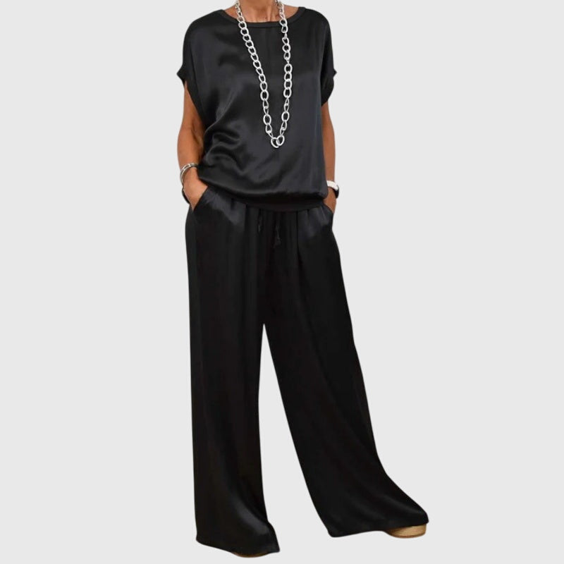 Elegantti kaksiosainen setti