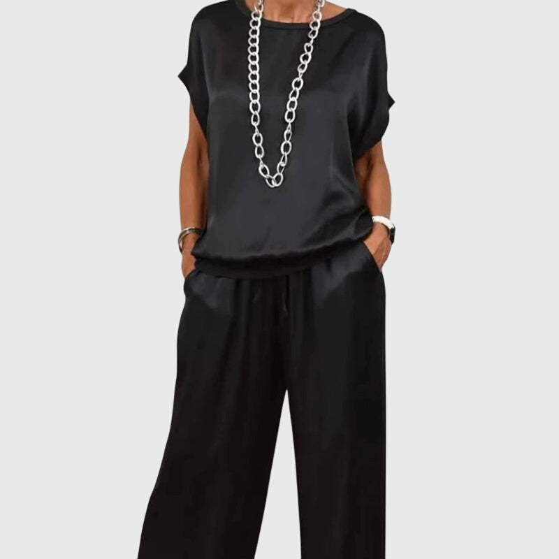 Elegantti kaksiosainen setti