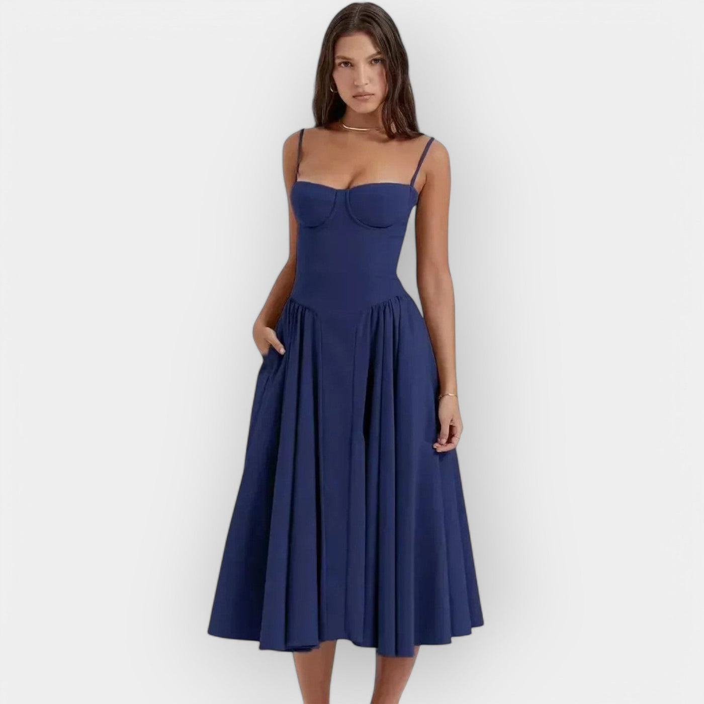 Hienostunut midi mekko