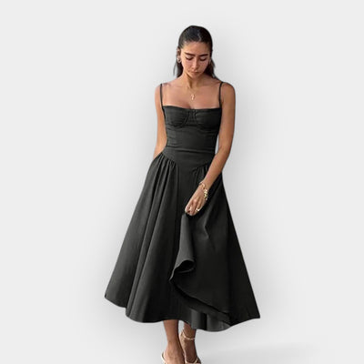 Hienostunut midi mekko